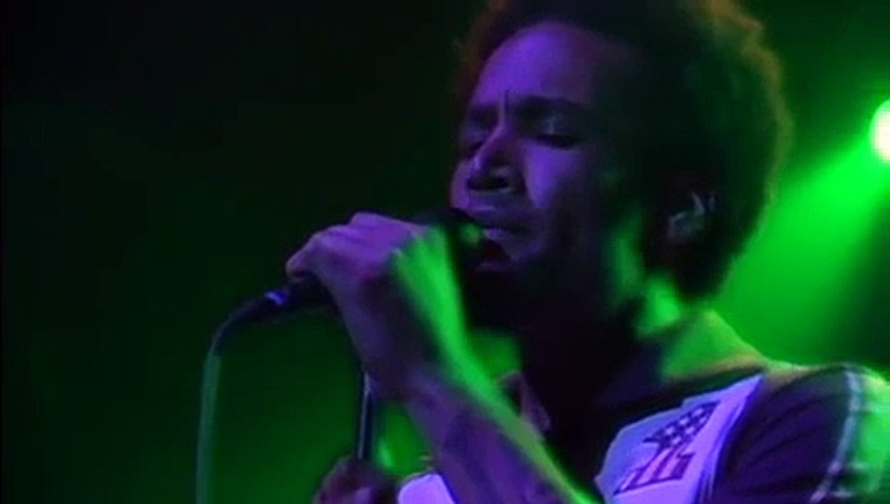 Pearl Jam & Ben Harper - Indifference