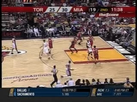 Kris Humphries Block on Zo (Apr. 3/07)