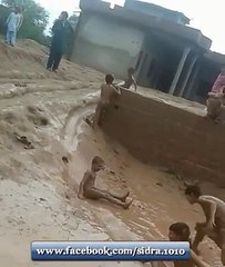 Yeh Video dekhe Kar apna Bachpan Zaro yaad aaye ga