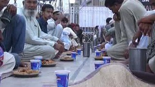 رمضان میں‌سحر و افطار