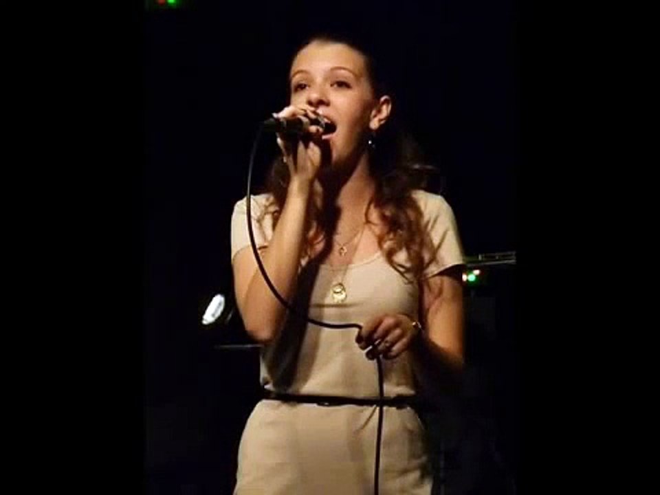 Shani Aharoni Ne Me Quitte Pas - Jacques Brel cover