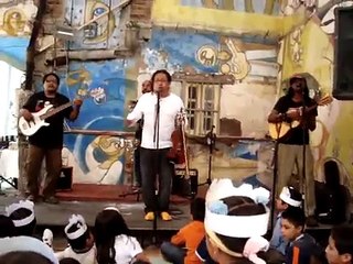 Monedita de Oro - La panza y la lombriz