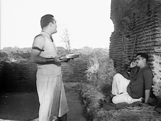 Mujhe Jeene Do - Part3