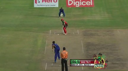 Shahid Afridi  smashes two massive sixes 3 Ball in 2 six