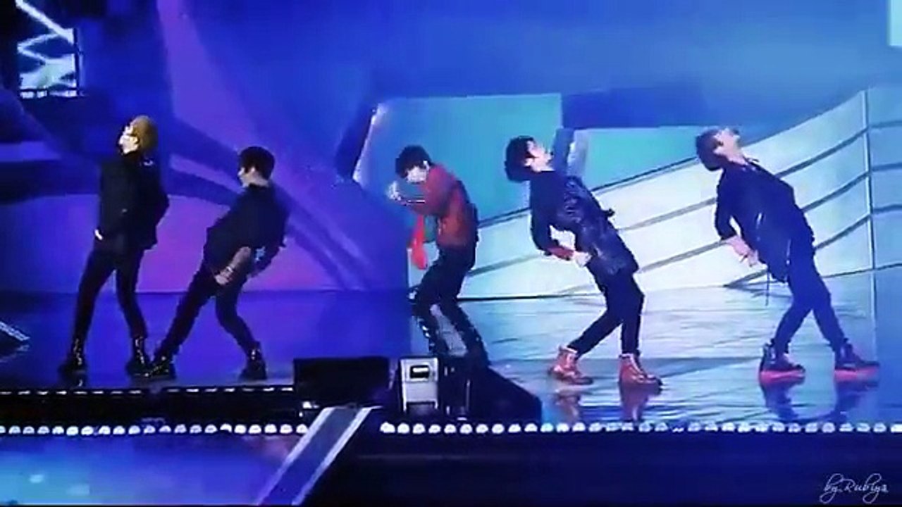 FANCAM 121119 SHINee 샤이니 Sherlock•셜록   Korean Popular Culture & Arts Awards