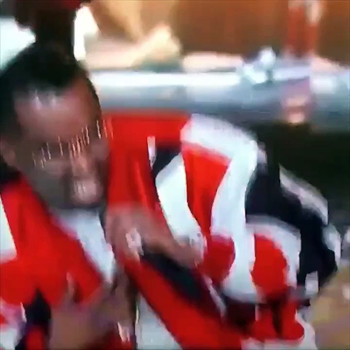 Sean 'Diddy' Combs sahnede düştü, Bet Ödülleri