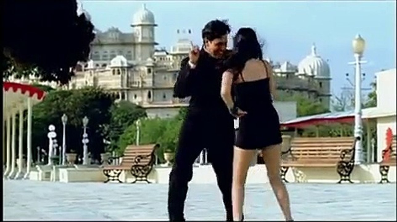 Maine Unse Kal Kaha - Hindi Song - Jis Desh Mein Ganga Rehta Hain - Govinda, Rinke Khanna