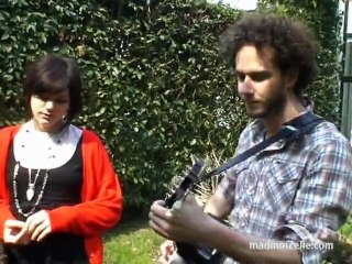 Soko "Shitty Day" live du jardin