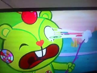 Happy tree friends camp pokeneyeout (español)