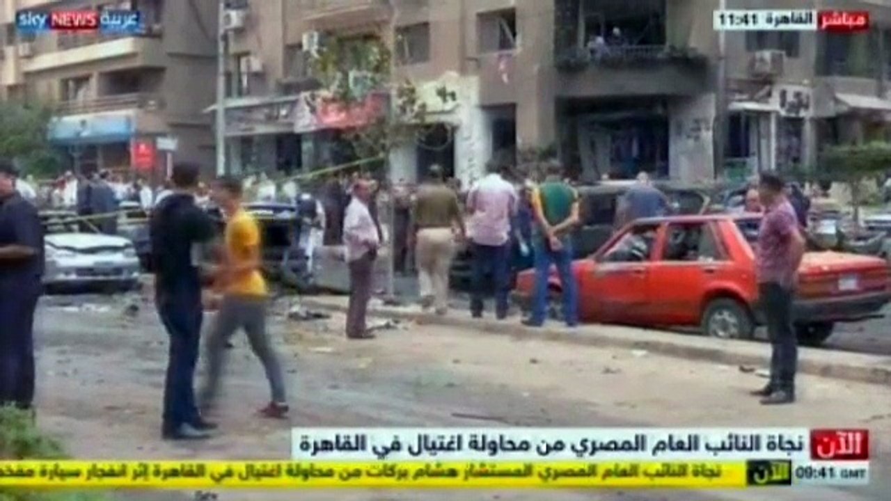 لقطات من موقع تفجير موكب النائب العام المصري