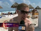 Estudiantes estadounidenses abarrotan las playas de Cancún