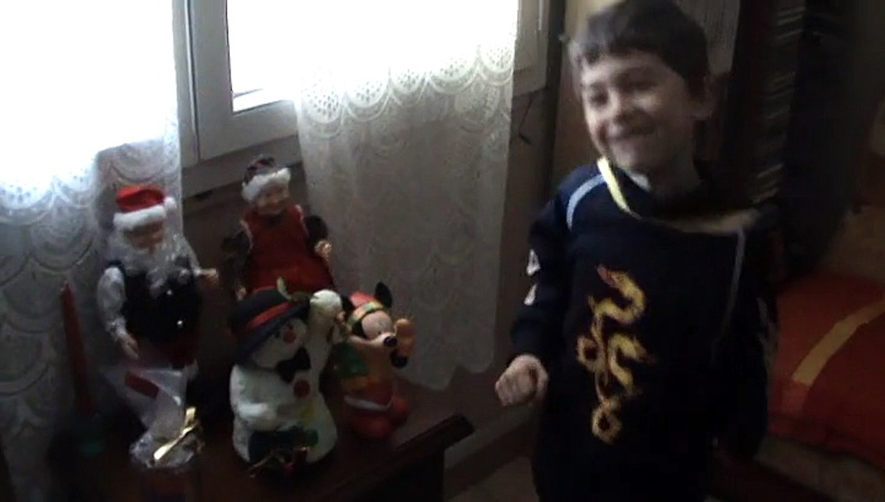 2007-12-Dylan et les personnages de Noel
