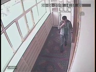Camiden hırsızlık güvenlik kamerasında