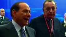 Berlusconi - Non cambio il mio stile di vita