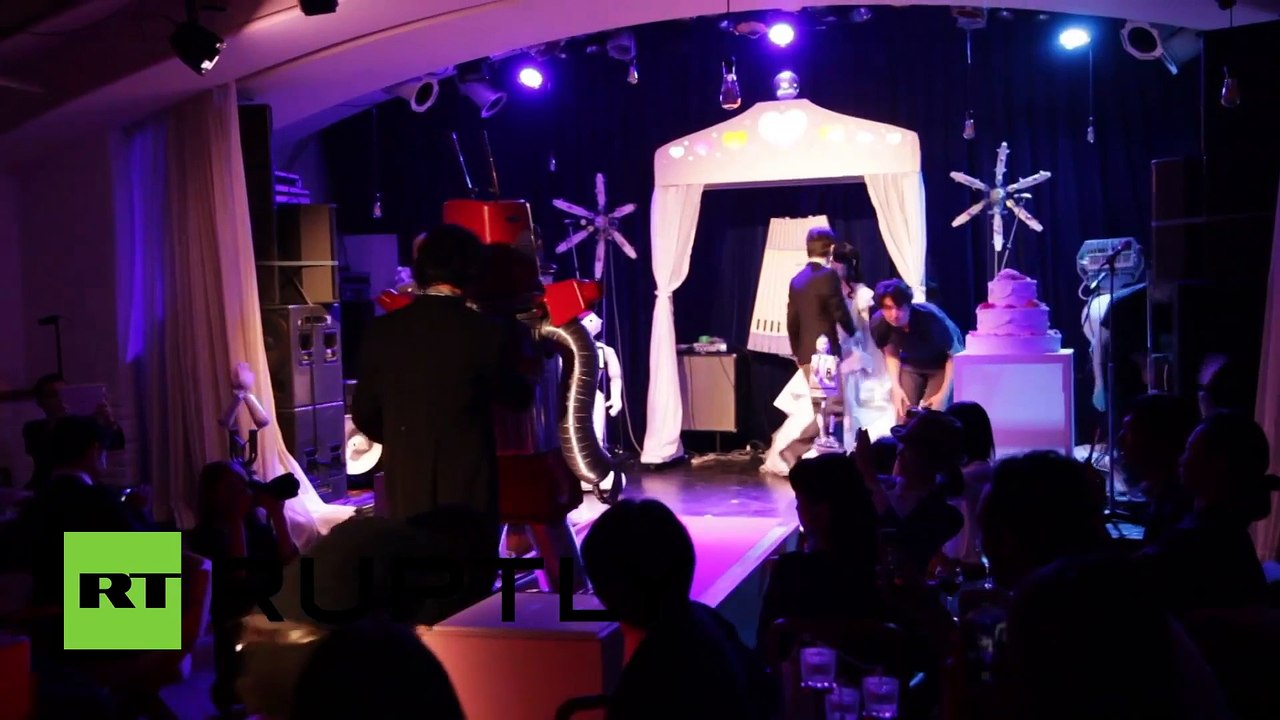 Japon - le premier mariage entre robots