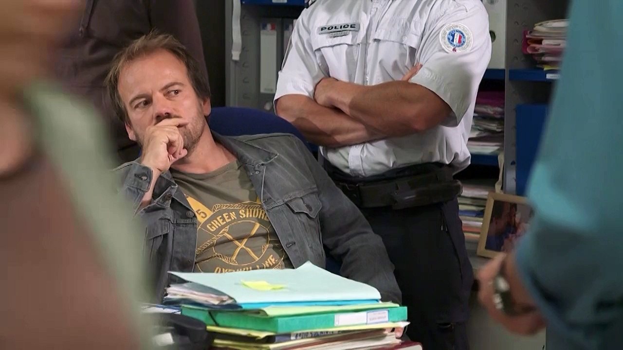 Indiscrétion PBLV : Patrick sécurise la vente de charité !