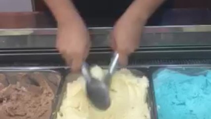 Ice cream juggler in Qatar shows off jaw-dropping skills