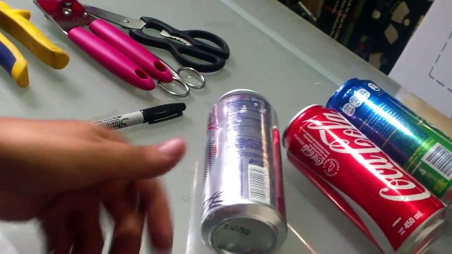 COMO HACER ANTENA CASERA HD HDTV TDT {FACIL} HECHA CON LATAS DE REFRESCO TIPO YAGI.