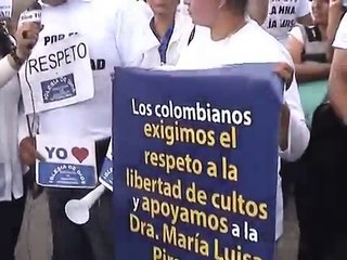 DANIEL CAICEDO Y JAIRO JARAMILLO, CREYENTES DE LA IDMJI EN BOGOTÁ, EN LA MARCHA POR EL RESPETO.