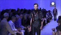 Dior, Vuitton y Hermès presentan sus propuestas masculinas en París