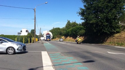 Convoi exceptionnel de Carhaix