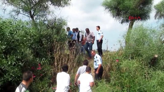 Tarlaya terk edilmiş halde bebek bulundu