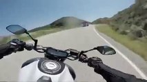 Hombre grabó por error un sorprendente accidente mientras usaba su moto
