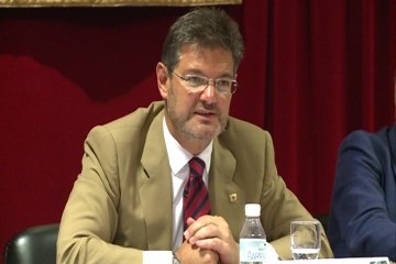 Catalá: "la prisión permanente revisable" es "constitucional"
