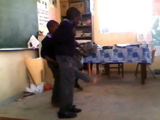 Onampira combined school music and  dance(2)