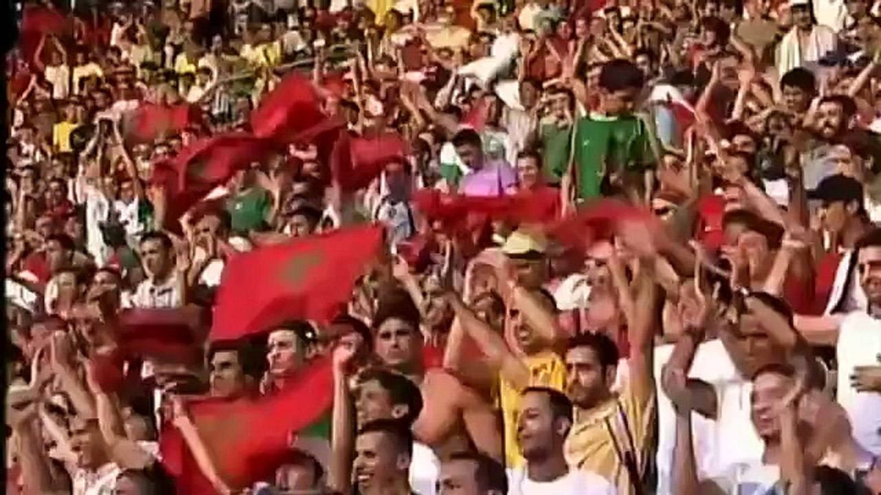 Johan Derksen over zijn Marokkanen-opmerking (met Jakhals Erik in De Wereld Draait Door)