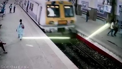 Un train vient heurter les quais du terminus