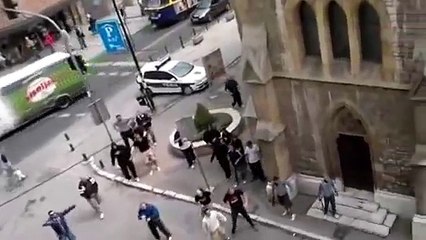 Tuča izmedju navijača Maribora(Viole) i Željezničara(Manijaci)