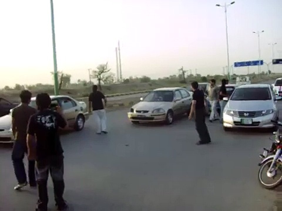 RACING AT PHASE 8 DHA LAHORE 21-8-009 - YouTube