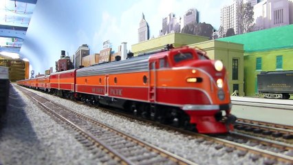 HO Southern Pacific 6051 E8  with Daylight Excursion train @ CMRS.