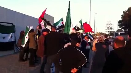 Manifestation devant l'ambassade de Russie a rabat