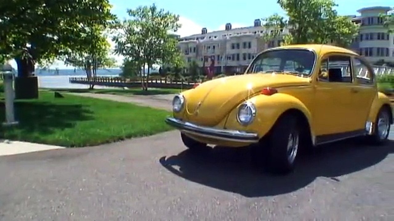 Classic 1972 VW Volkswagen Super Beetle Bug Sedan Type 1 Full Resto on Auction