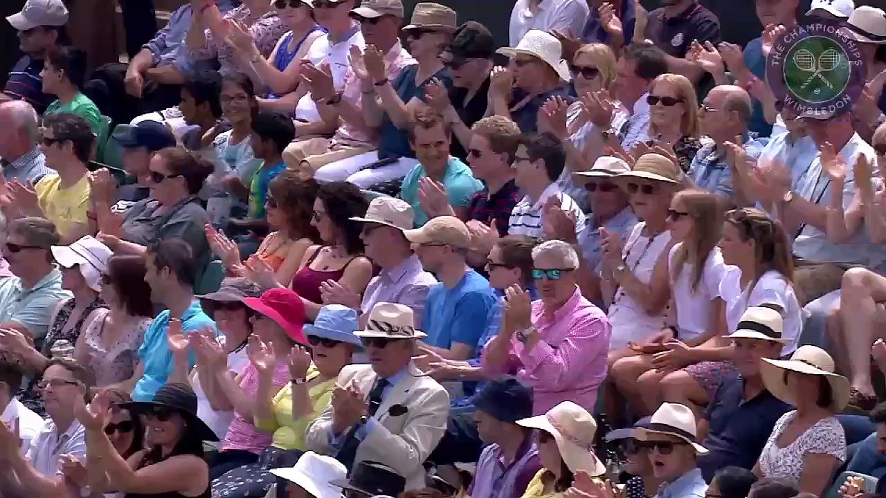 Serena Williams 2-0 Margarita Gasparyan: Ra quân thuận lợi