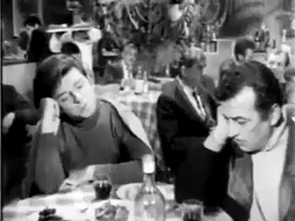 Bir Rüzgar Esti Felek - Zeki Müren (Filiz Akın & Sadri Alışık & Sevda Ferdağ & Zeki Müren)