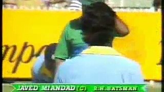 1985 World Championship of Cricket Highlights - India vs Pakistan (Group Match)