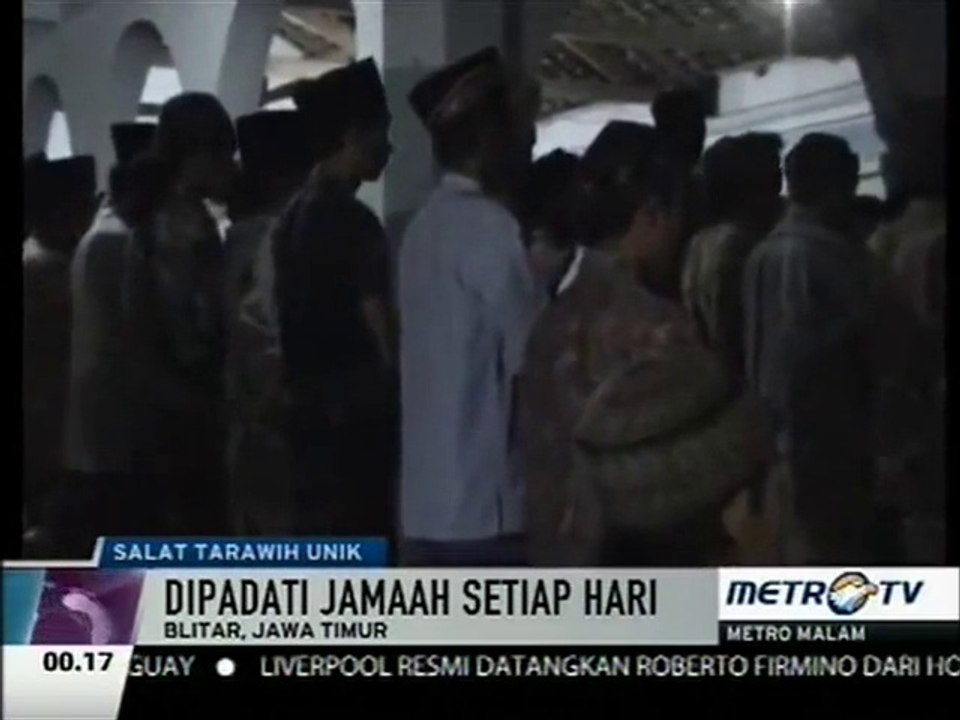 Another attempt to divide Muslims, Strange way of Offering Taraweeh prayer you have ever seen nor heard