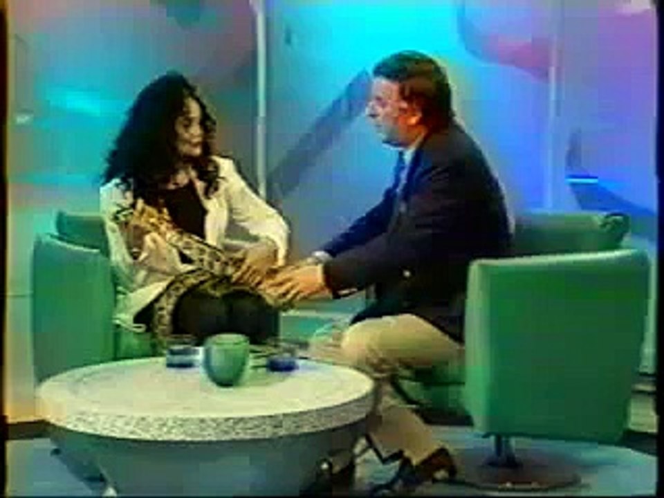 Terry Wogan interviews LaToya Jackson