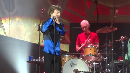 Ed Sheeran joined The Rolling Stones on Stage to sing "Beast of Burden"