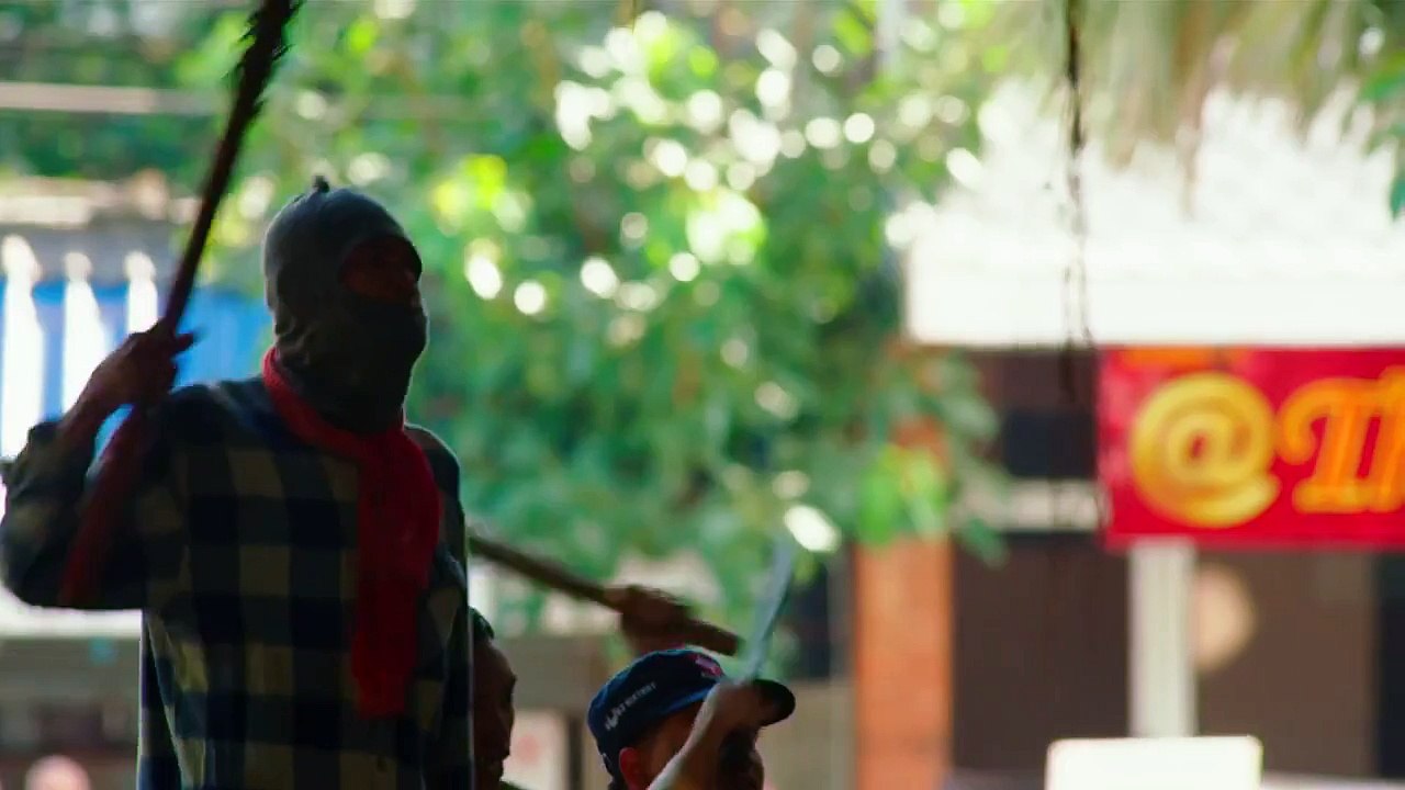 No Escape Official Trailer #2 (2015)
