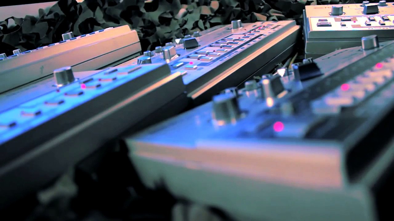 TM404 - 303/303/303/303/606