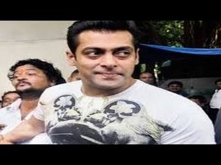 Salman Khan DISOWNS his fan for INSULTING his friend!