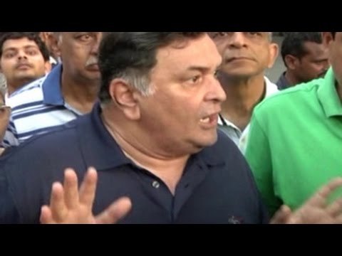 Rishi Kapoor BLASTS out at a journalist when asked about Ranbir Katrina LIVE IN RELATIONSHIP