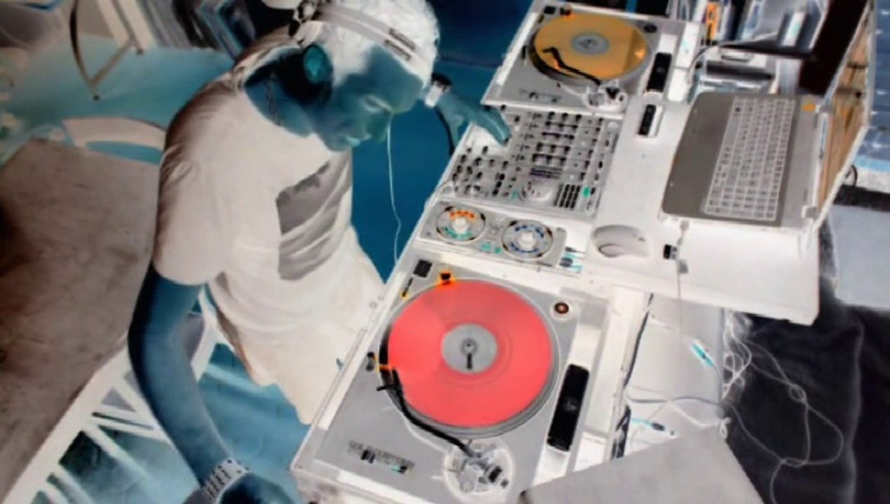 (amandra del sol]  dj mister staxx