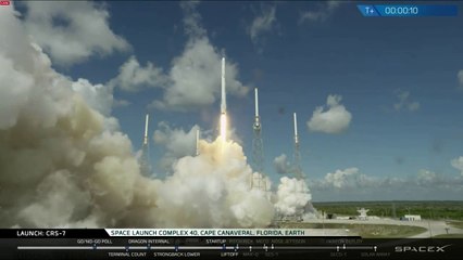 La fusée Falcon 9 de SpaceX explose 2min après son décollage