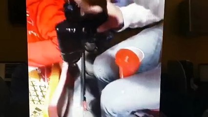 La última trampa de los chilenos en Copa América - llevar alcohol en binoculares