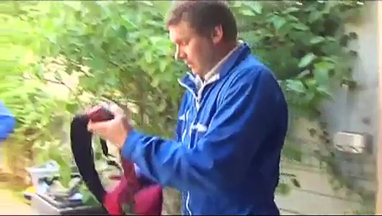 Xavier, installateur énergies renouvelables - une vidéo métier Pôle emploi